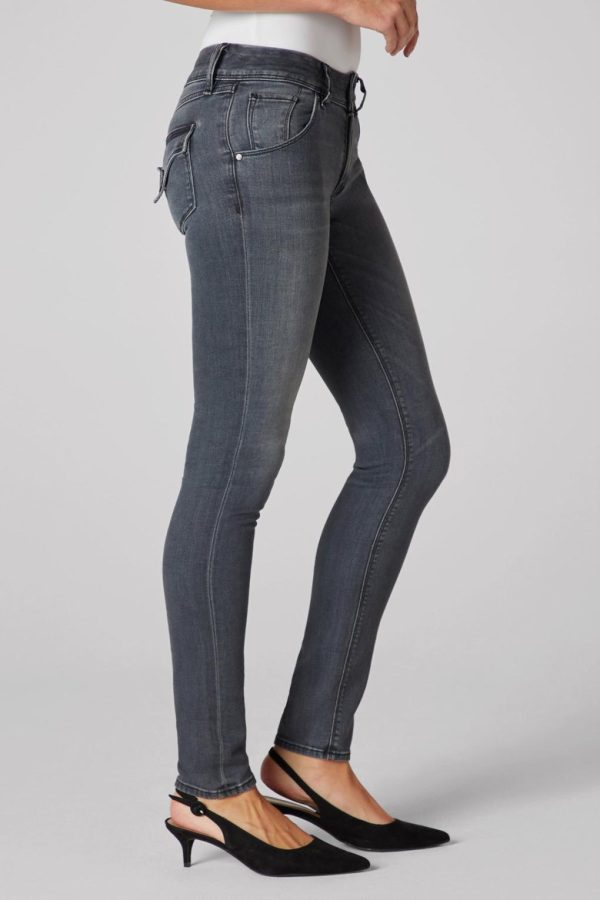 Outpostgoods.shop6204380856 4